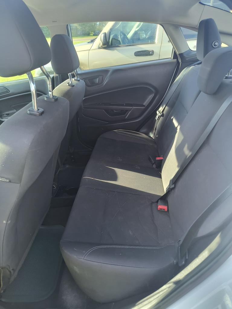 2018 Ford Fiesta SE - Photo 7