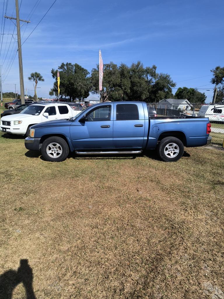 2005 Dodge Dakota SLT