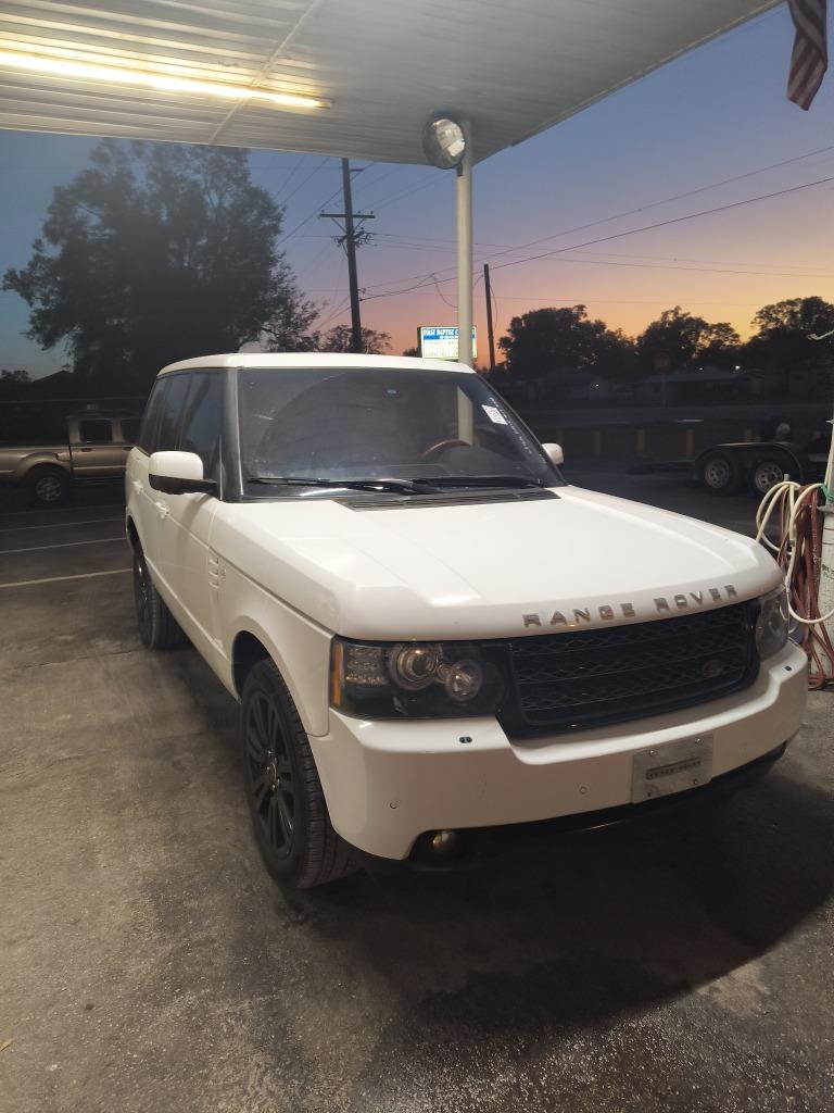 2012 Land Rover Range Rover HSE's photo