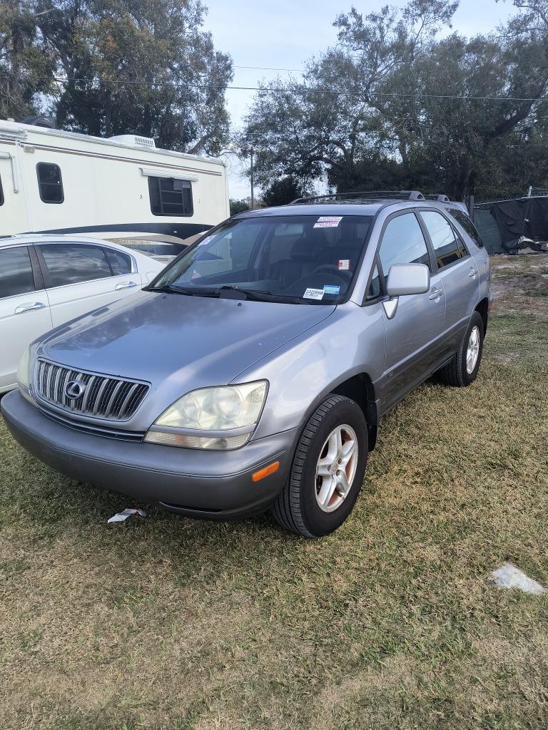2001 Lexus RX 300's photo