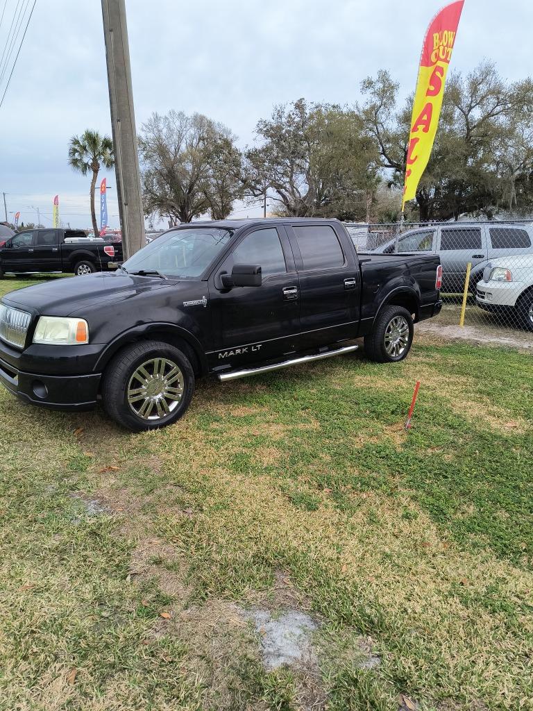 2007 Lincoln Mark LT Base