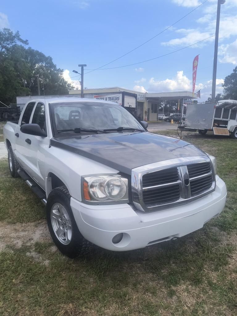 2005 Dodge Dakota SLT