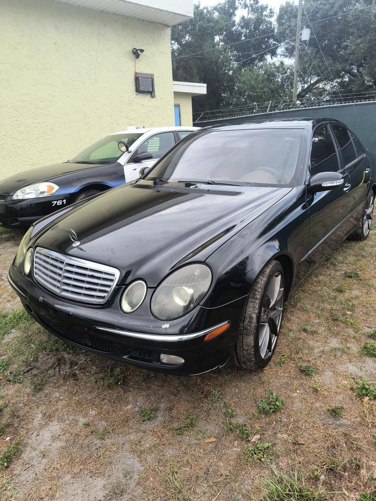 2003 Mercedes-Benz E-Class E500's photo